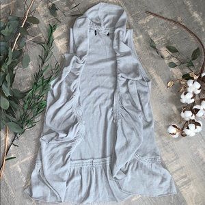 Shabby chic sweater